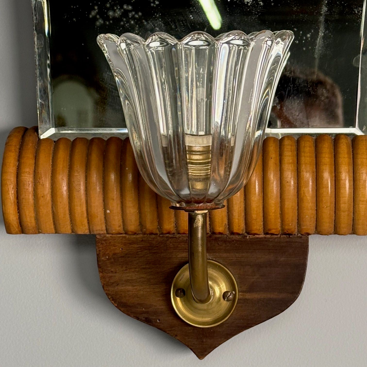 Italian Mid-Century Modern, Mirrored Wall Sconces, Brass, Wood, Italy, 1940s