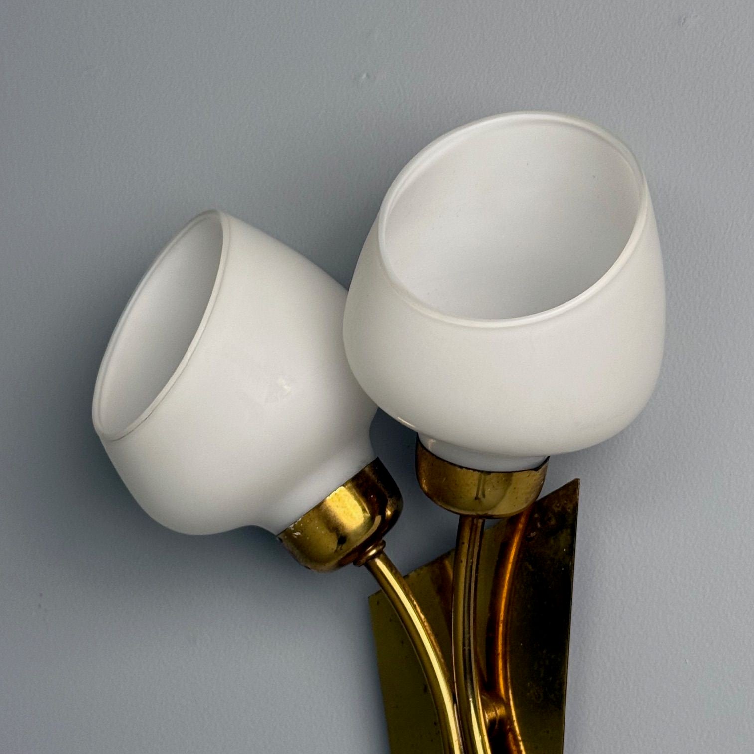 Italian Mid-Century Modern, Tulip Form Wall Sconces, Patinated Brass, 1950s