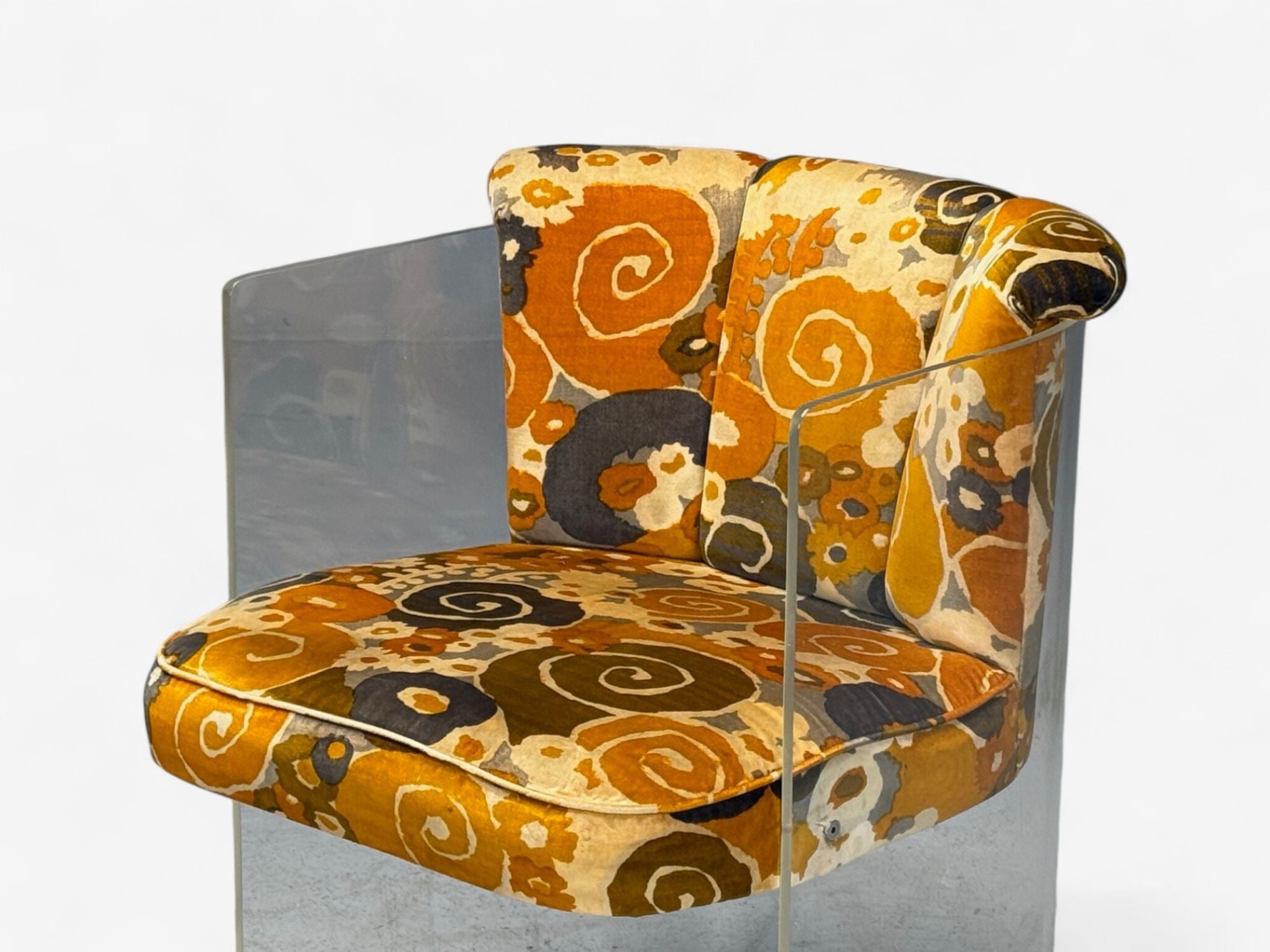 Vladimir Kagan, American Modern, Lucite, Fabric, Armchairs, USA, 1970s