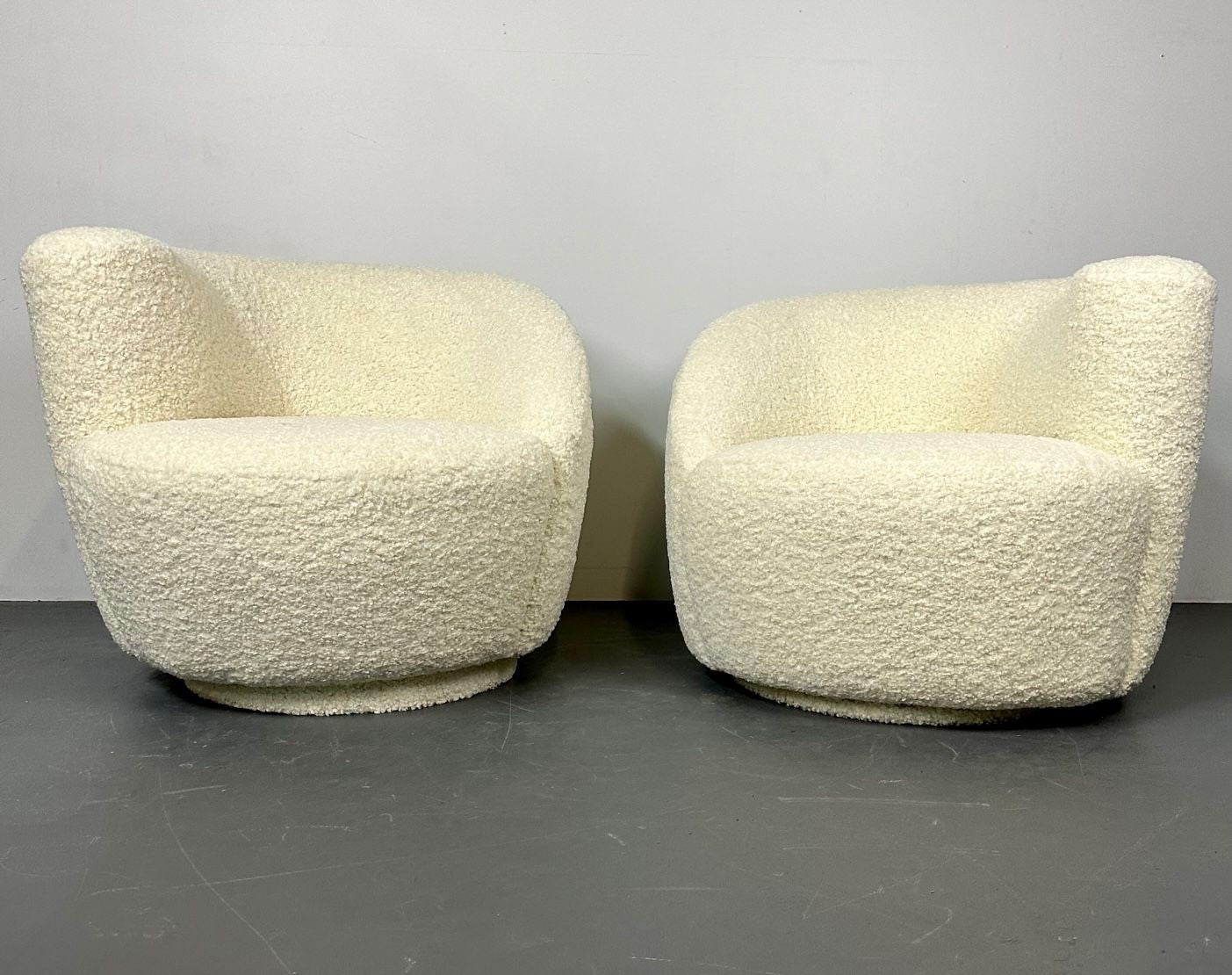 Mid-Century Modern Nautilus Style Swivel Chairs, Kidney-Shape, White Boucle
