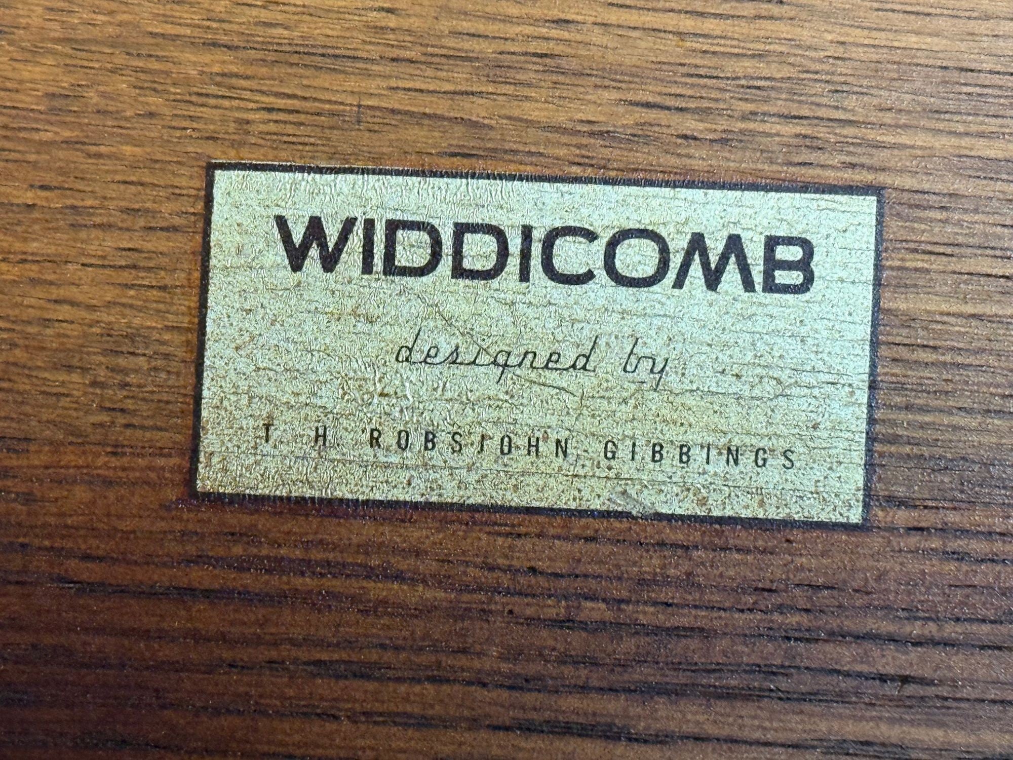 T.H. Robsjohn-Gibbings, American Modern, Mahogany, End Tables, USA, 1950s