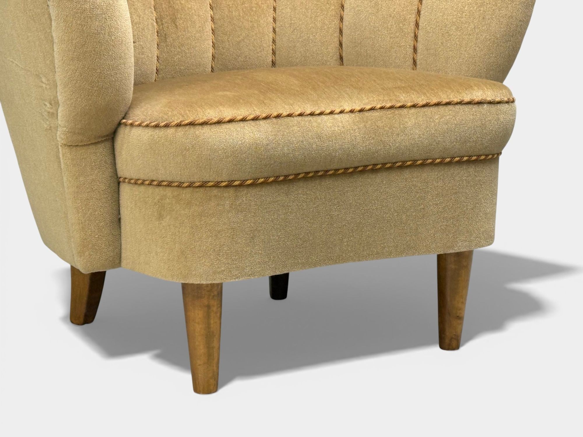 Finnish Modern, Lounge Chairs, Beige Velvet, Wood, Finland, 1950s