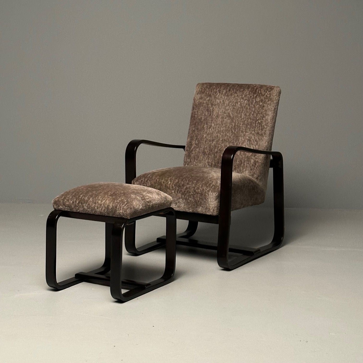 Giuseppi Pagano, Art Deco, Bentwood, Armchairs & Ottomans, Italy, 1940s