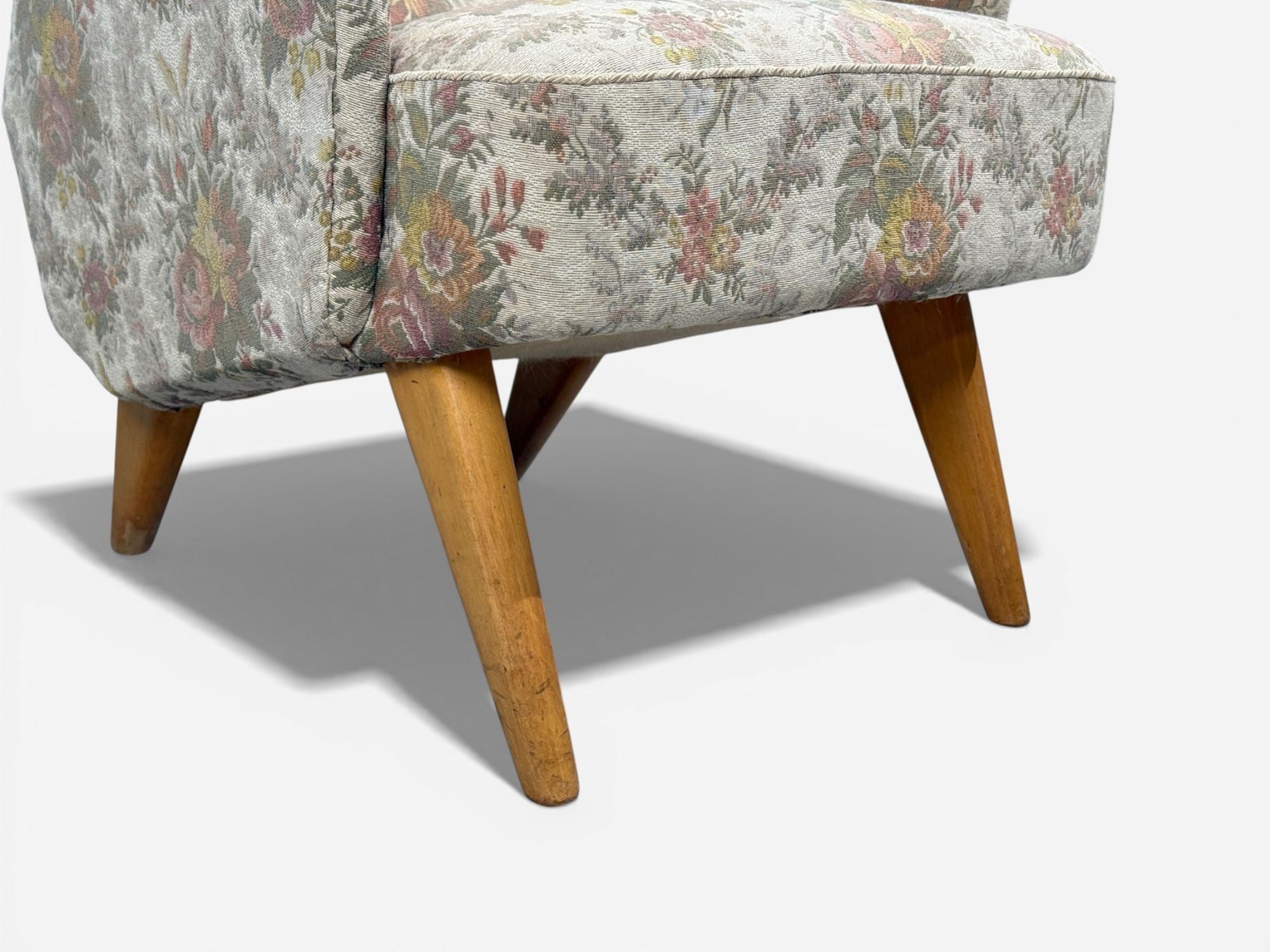 Carl Gustaf Hiort af Ornäs, Armchair, Fabric, Lacquered Wood, Finland, 1940s