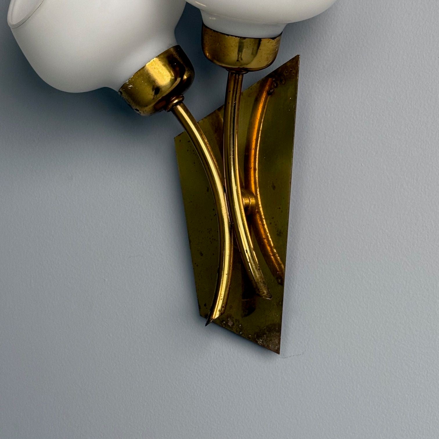 Italian Mid-Century Modern, Tulip Form Wall Sconces, Patinated Brass, 1950s
