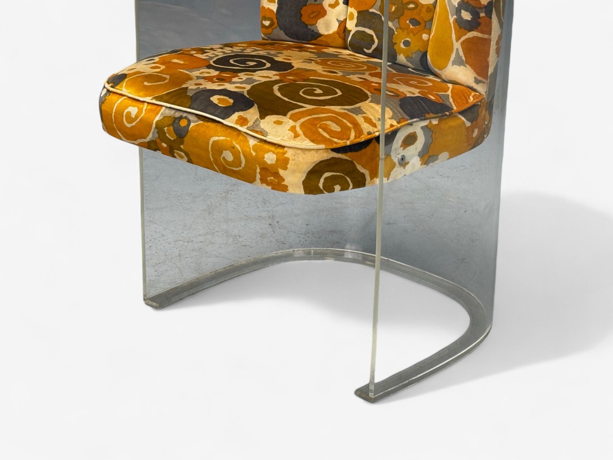Vladimir Kagan, American Modern, Lucite, Fabric, Armchairs, USA, 1970s