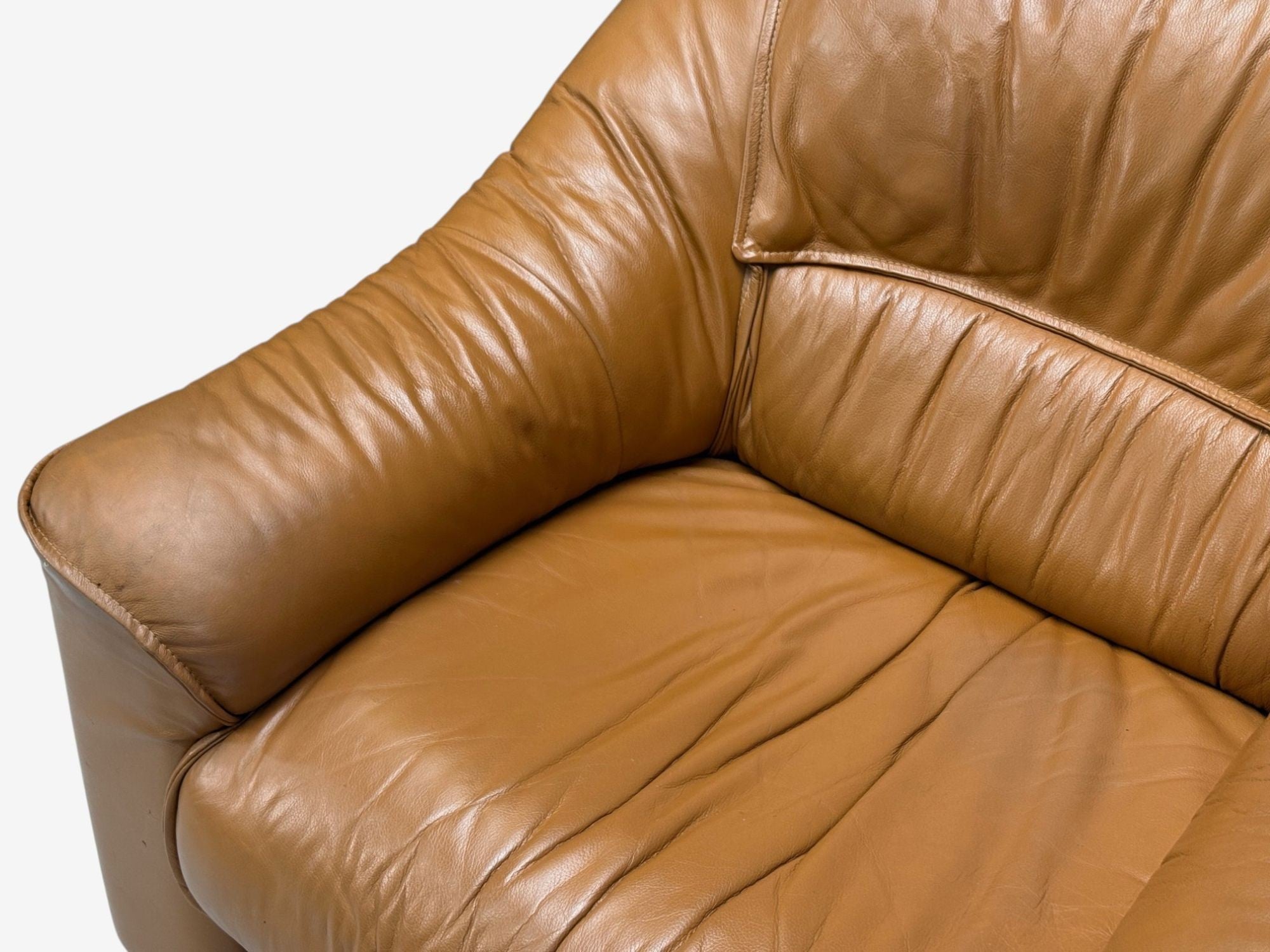 Italian Modern, Cognac Leather, Large Lounge Chairs, Italy, 1970s