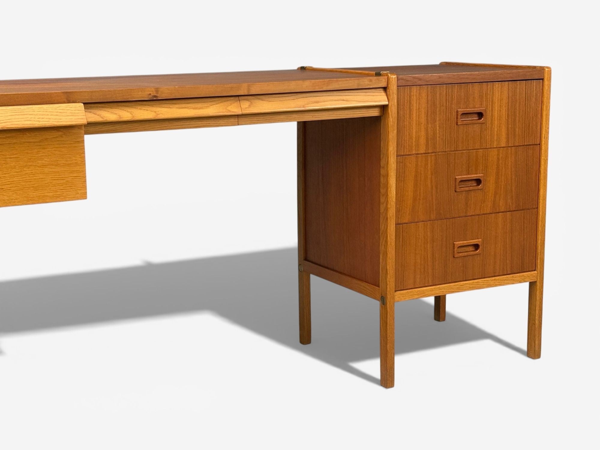 Bertil Fridhagen, Swedish Modern, Writing Desk or Vanity, Teak, Sweden, 1960s