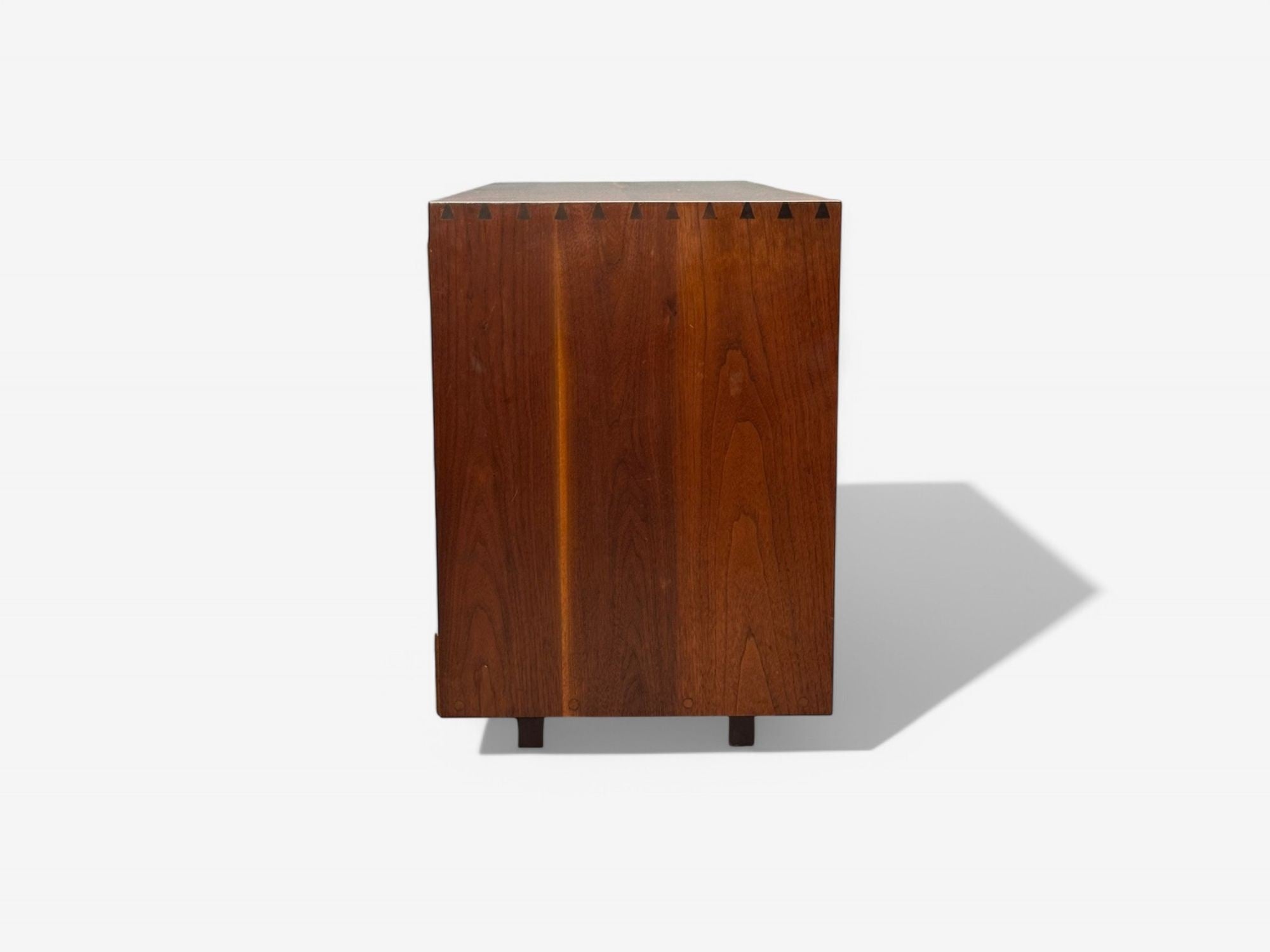George Nakashima, Mid-Century Modern, Sap Walnut, Rare Dresser, USA, 1958