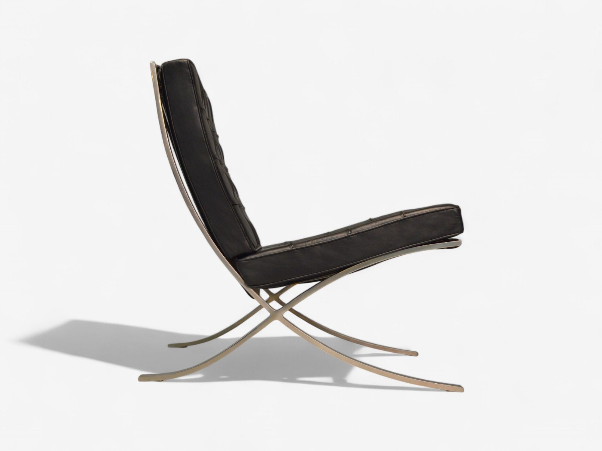 Mies van der Rohe, Black Leather, Chrome, Early Barcelona Chairs, USA, 1960s