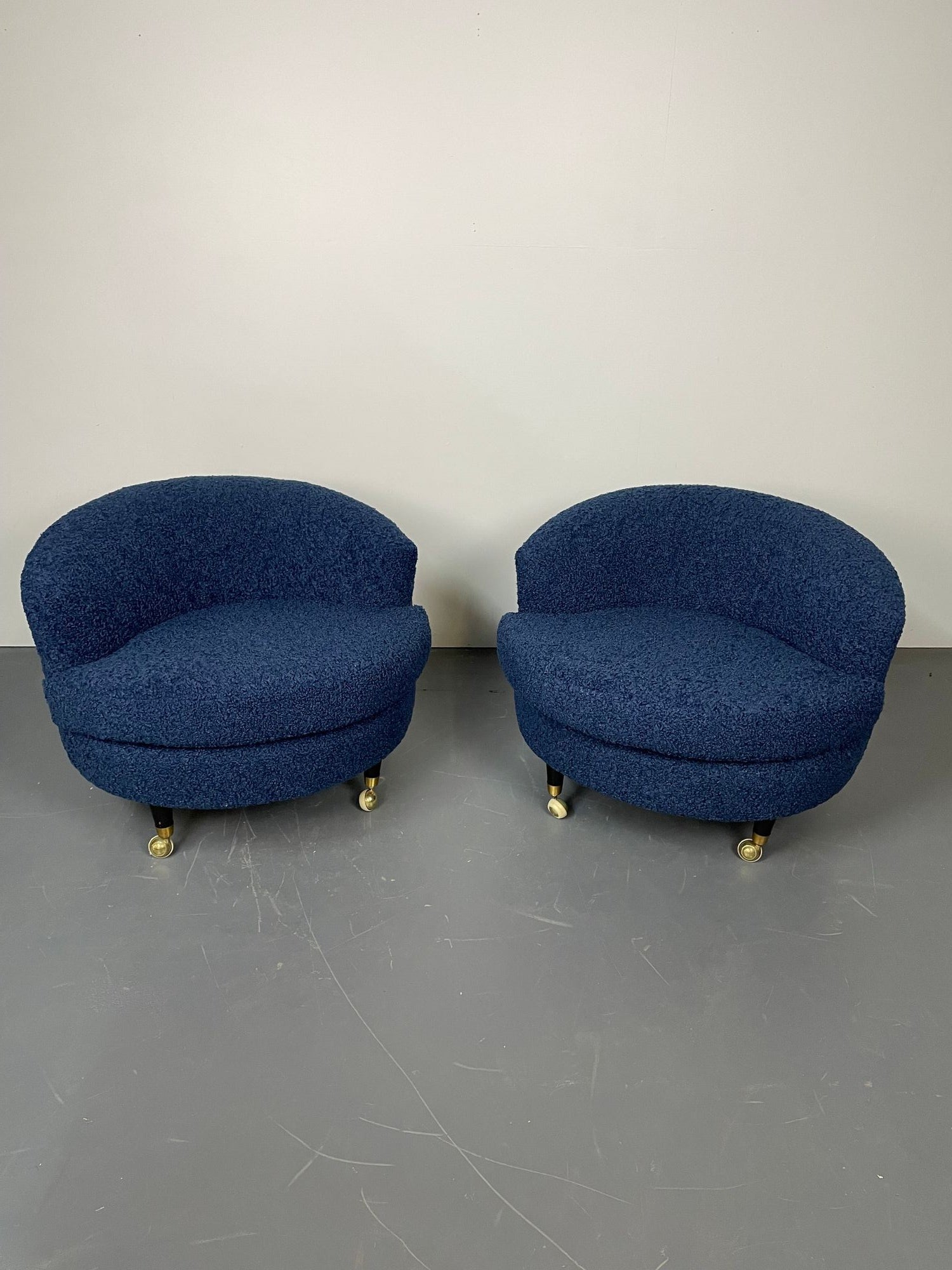 Pair of Mid-Century Rolling Swivel Lounge / Slipper Chairs, Baughman Style