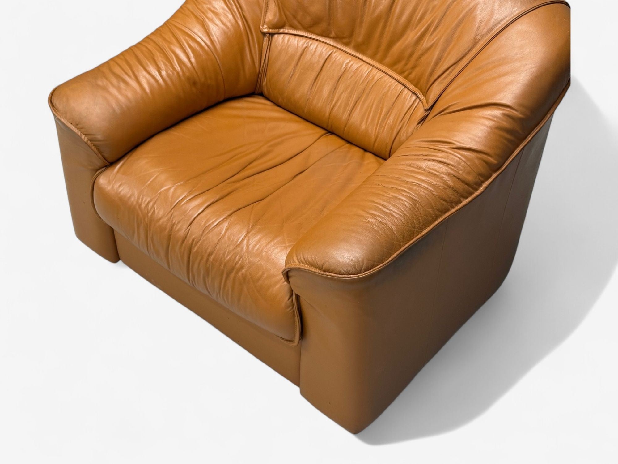 Italian Modern, Cognac Leather, Large Lounge Chairs, Italy, 1970s