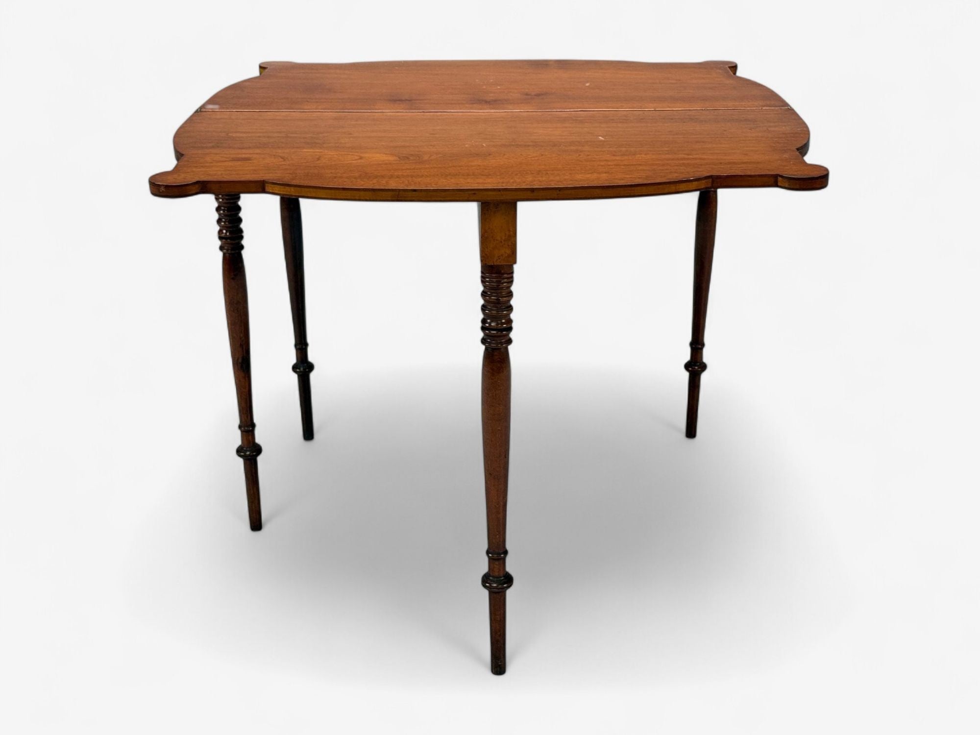 American Sheraton, Mahogany, Tulipwood, Serpentine Inlaid Card Table, USA, 1810