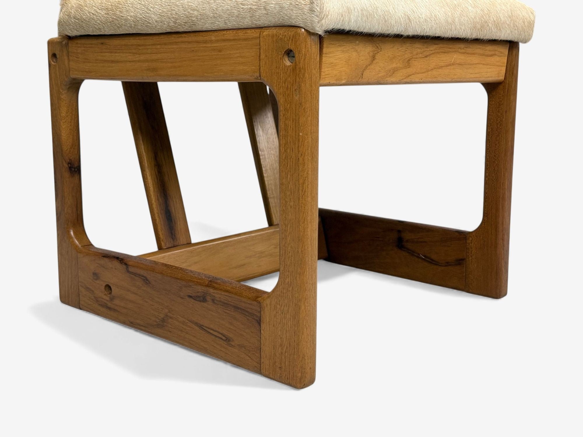 Sergio Rodrigues, Cavoina, Cowhide, Four Cuiabá Dining Chairs, Brazil, 1985