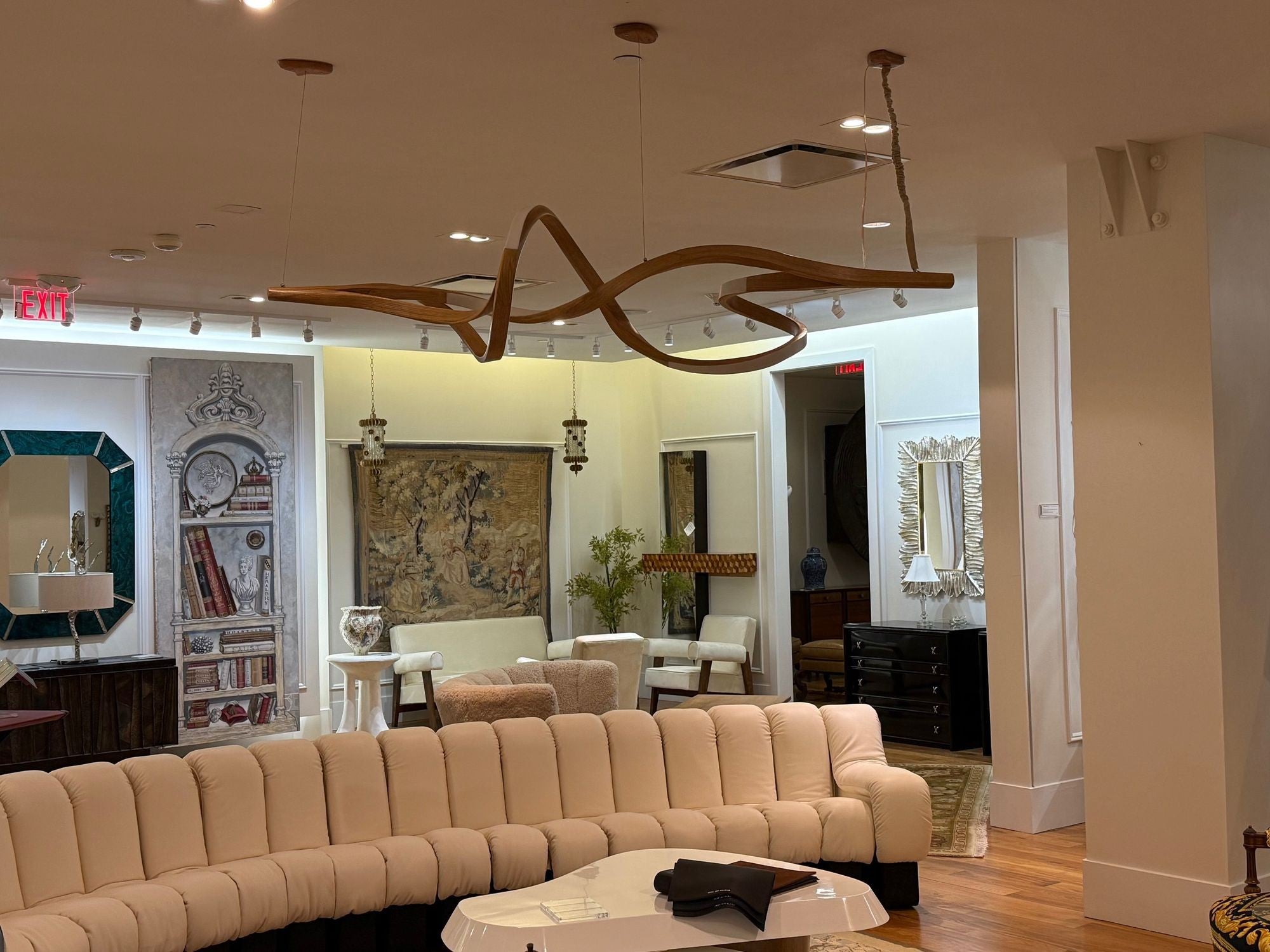 Raka Studio, Contemporary, Organic Modern Chandelier, Bentwood, LED, 21st C.