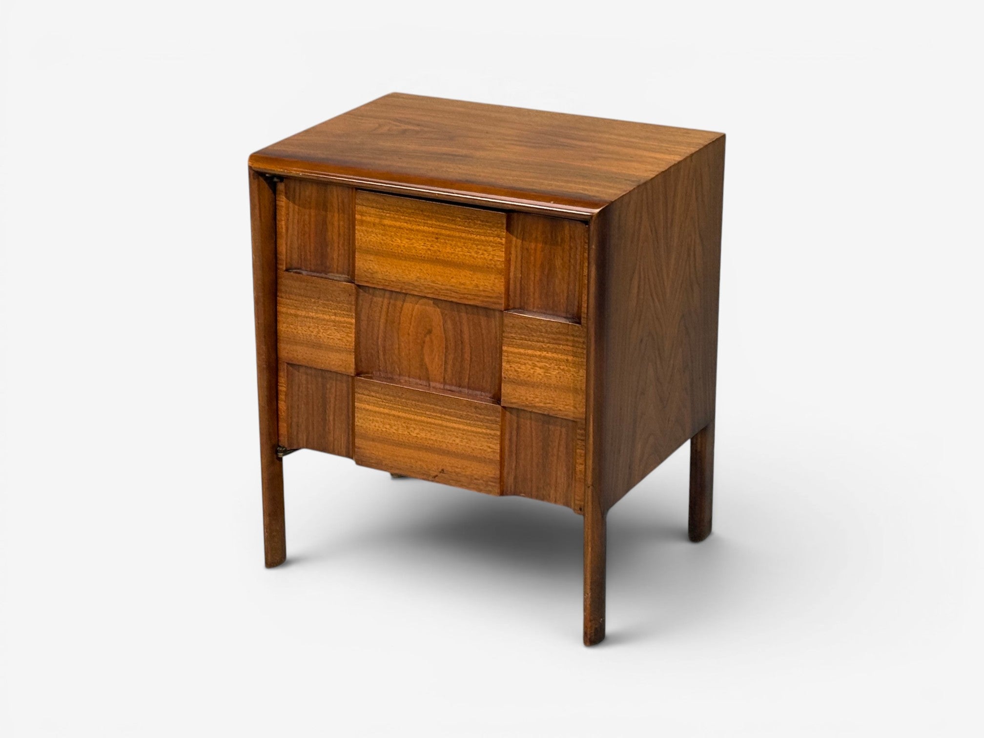Edmond J. Spence, Sculptural Nightstands, Walnut, Sweden, 1950s