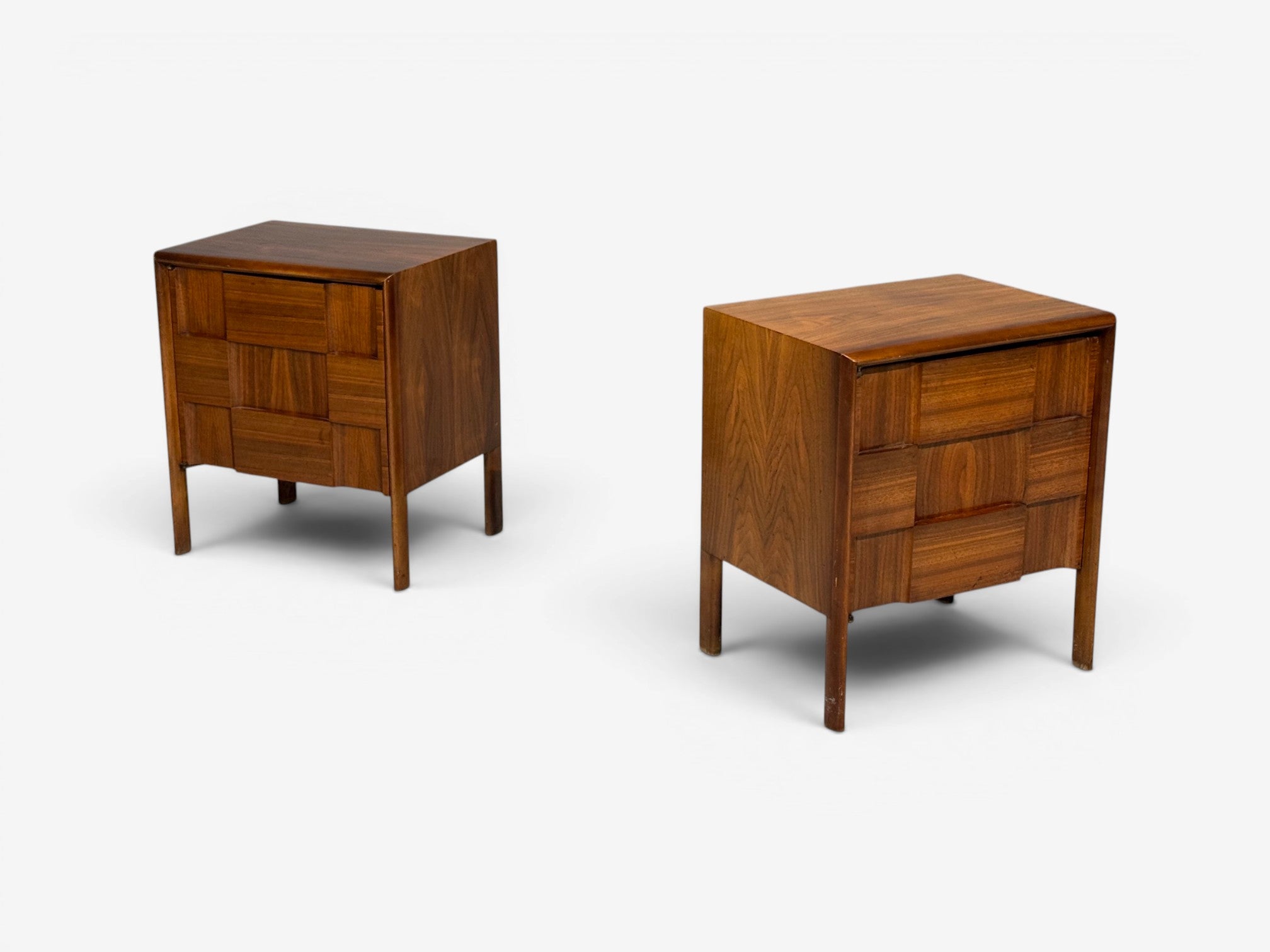 Edmond J. Spence, Sculptural Nightstands, Walnut, Sweden, 1950s