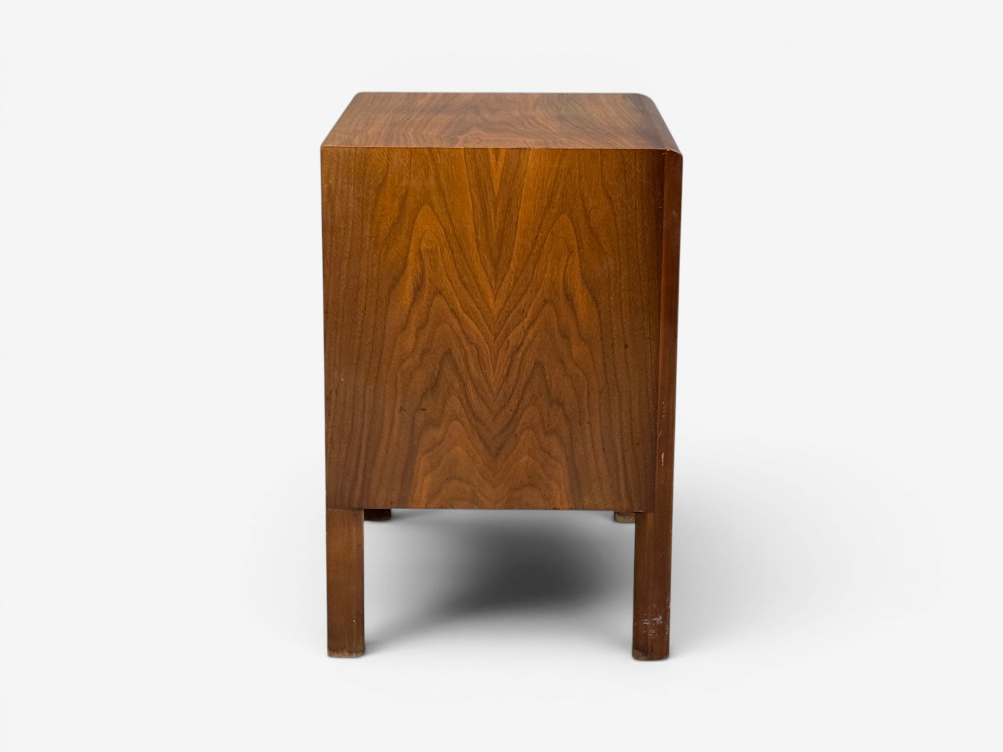 Edmond J. Spence, Sculptural Nightstands, Walnut, Sweden, 1950s