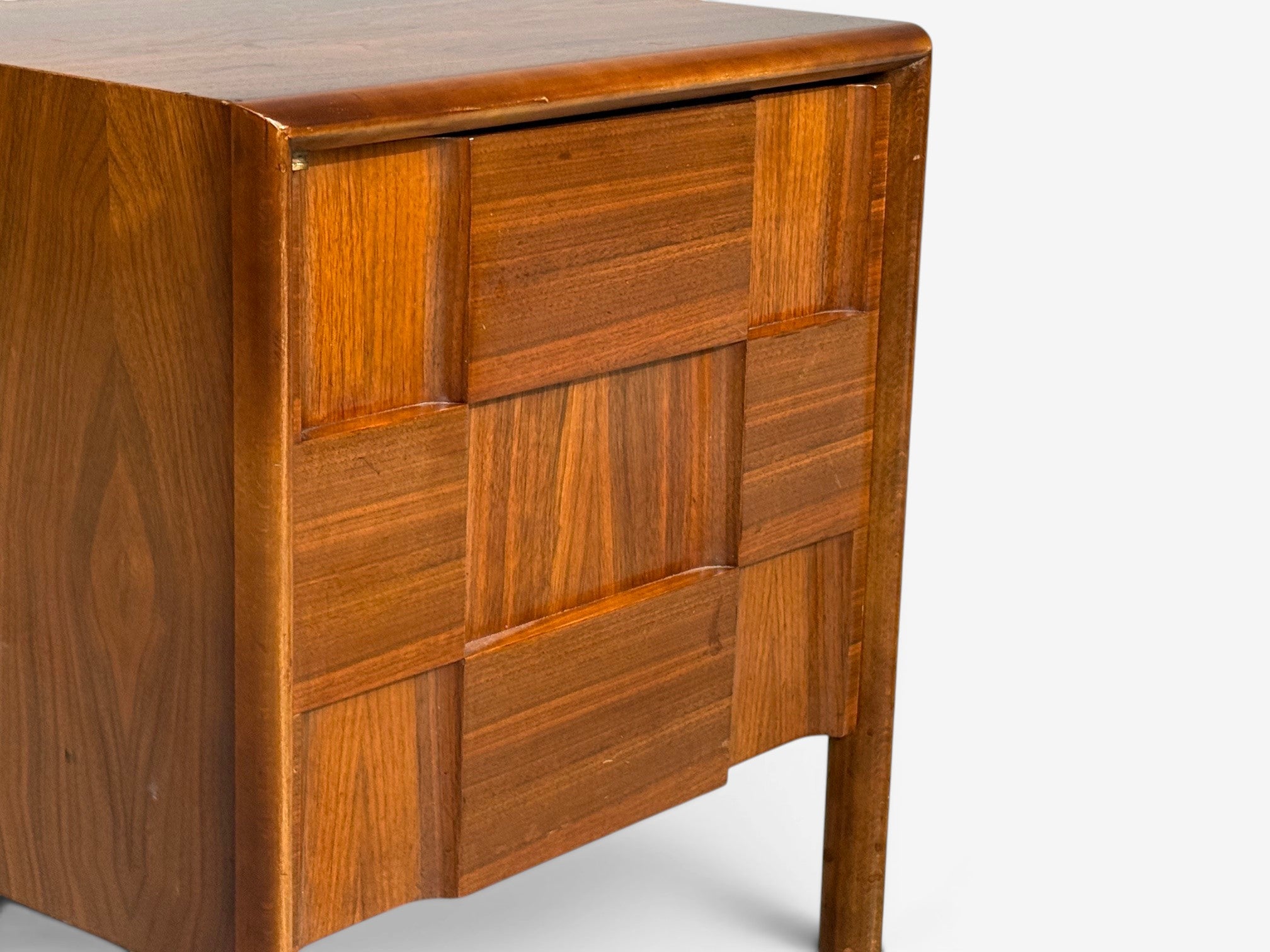 Edmond J. Spence, Sculptural Nightstands, Walnut, Sweden, 1950s