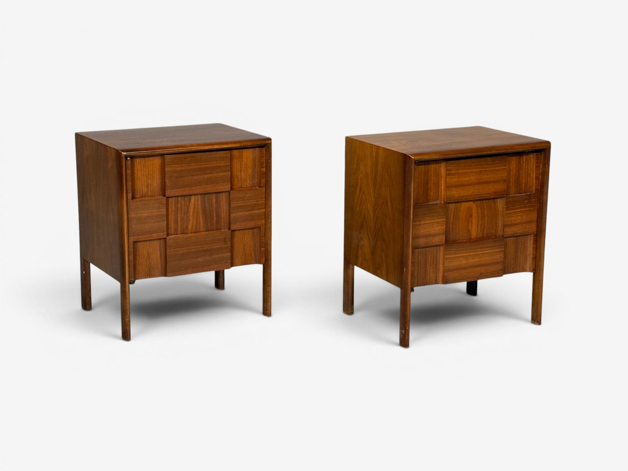 Edmond J. Spence, Sculptural Nightstands, Walnut, Sweden, 1950s