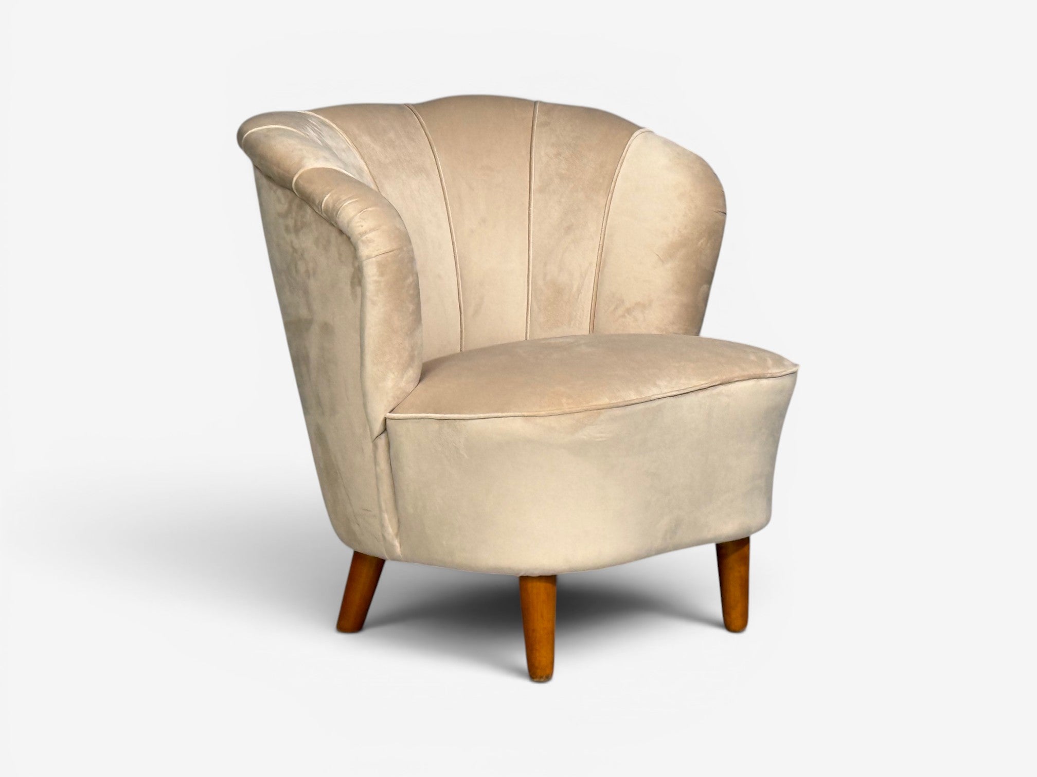 Asko, Finnish Modern, Lounge Chairs, Beige Velvet, Beech, Finland, 1950s