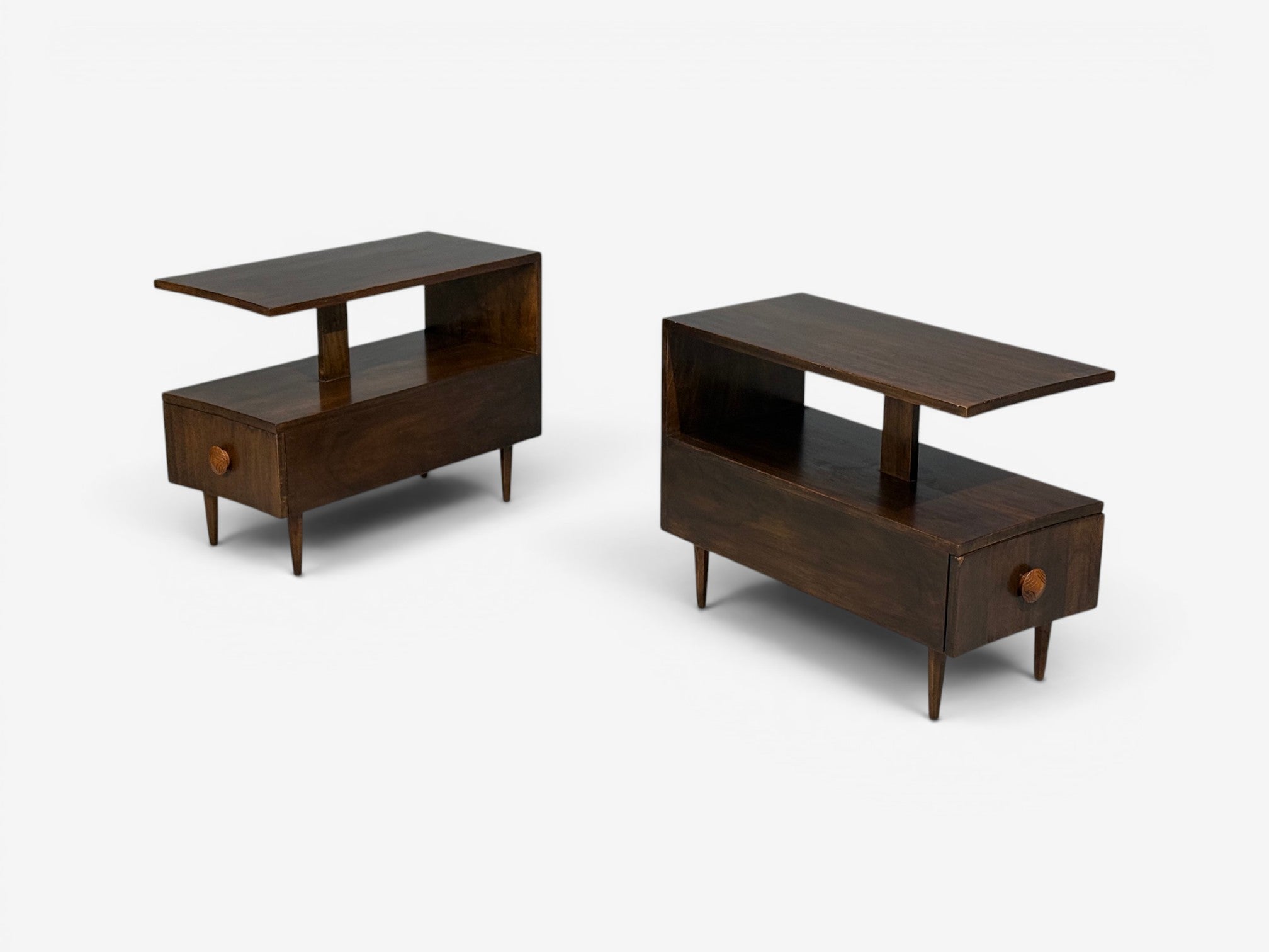 Gilbert Rohde, Rare Paldao End Tables, Walnut, USA, 1940s