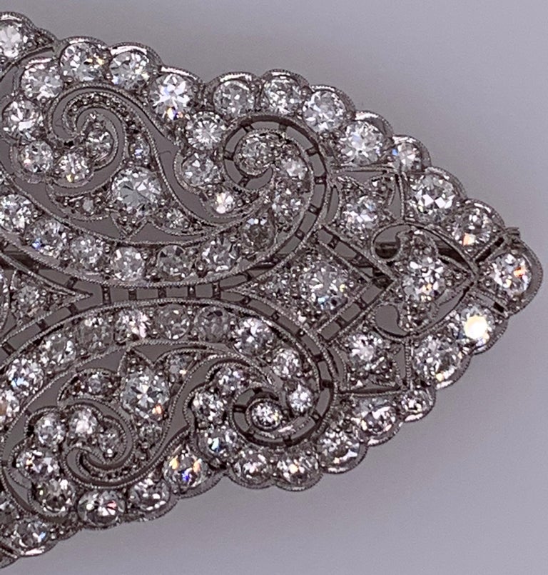 18K Gold Art Deco Vintage Diamond Cluster Brooch