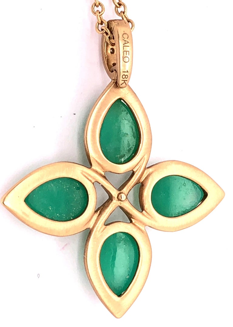 18 Karat Yellow Gold Caleo Chrysoprase Pendant Necklace