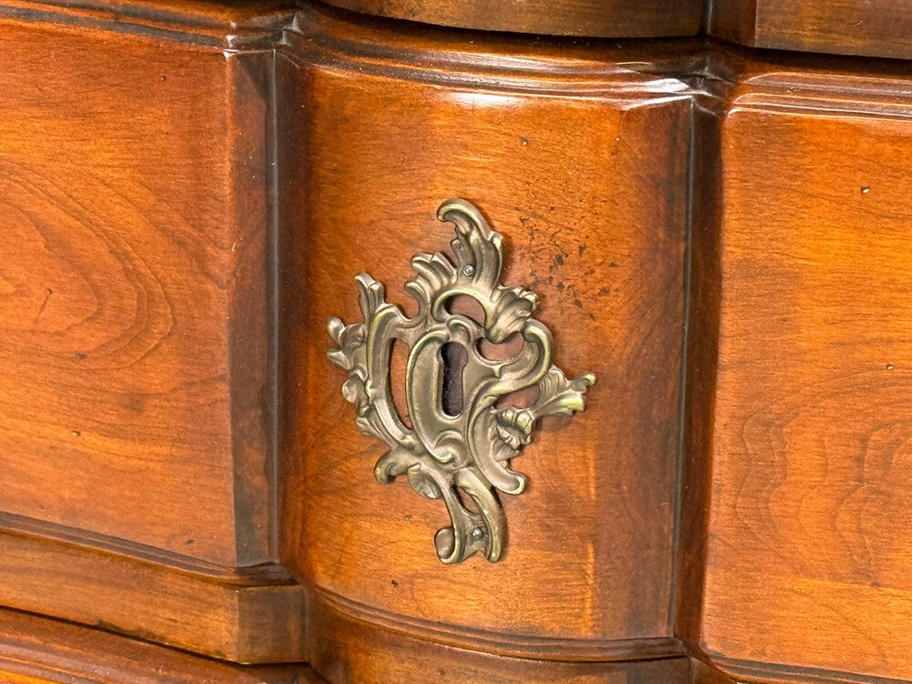 Hickory Chair, Louis XV Style Commodes, Wood, Brass, Marble, USA, 1980s