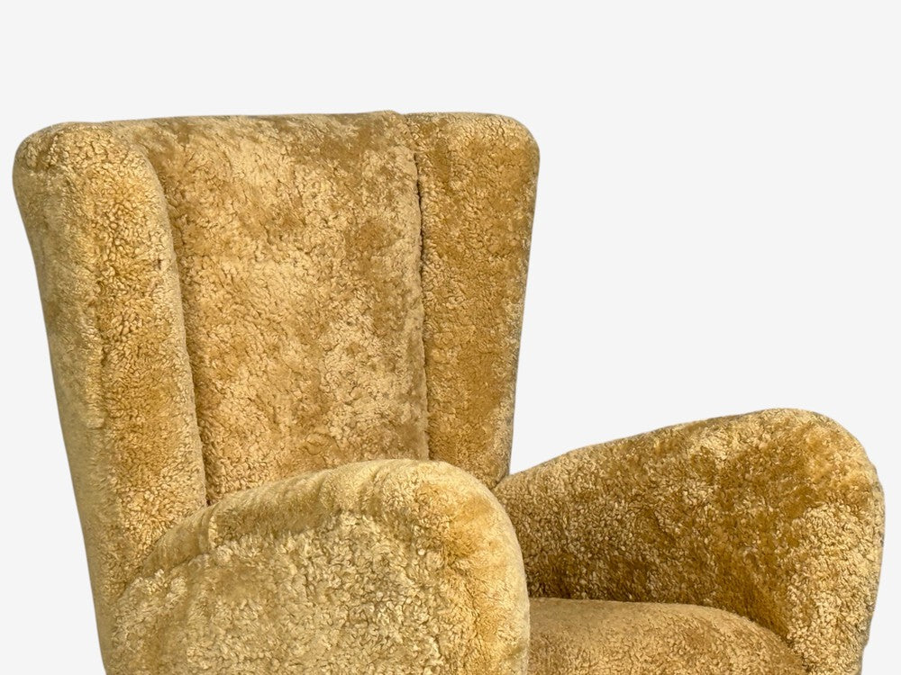 Paolo Buffa Attrib., Beige Shearling, Wood, Lounge Chairs, Italy, 1950s