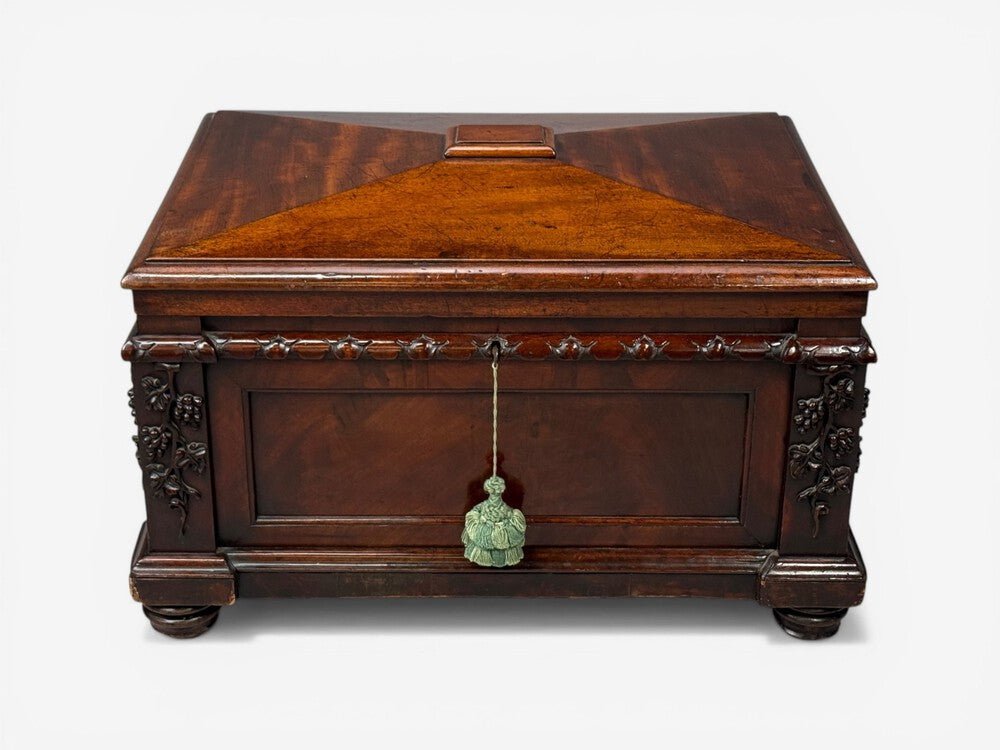 Early 19th Century Wine Cooler. Cellarette, Rosewood, Regency, Lead Lined.