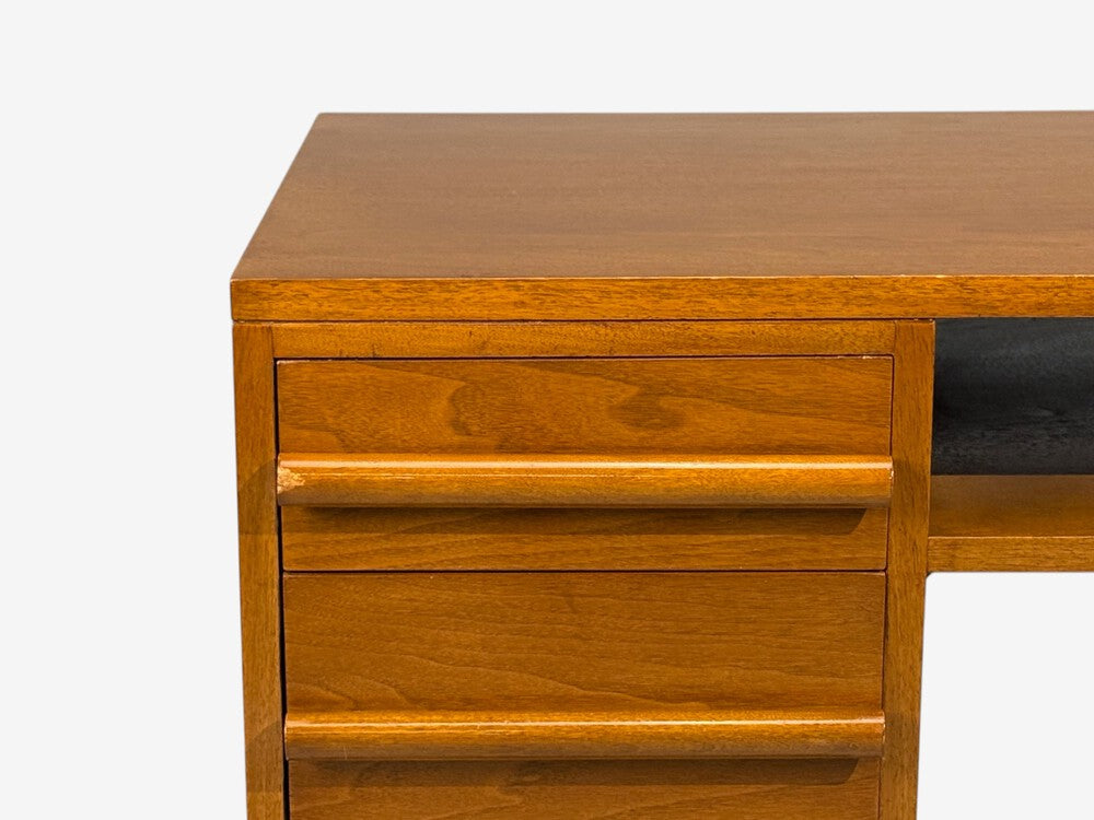 T.H. Robsjohn-Gibbings, Writing Desk, Walnut, USA, 1960s