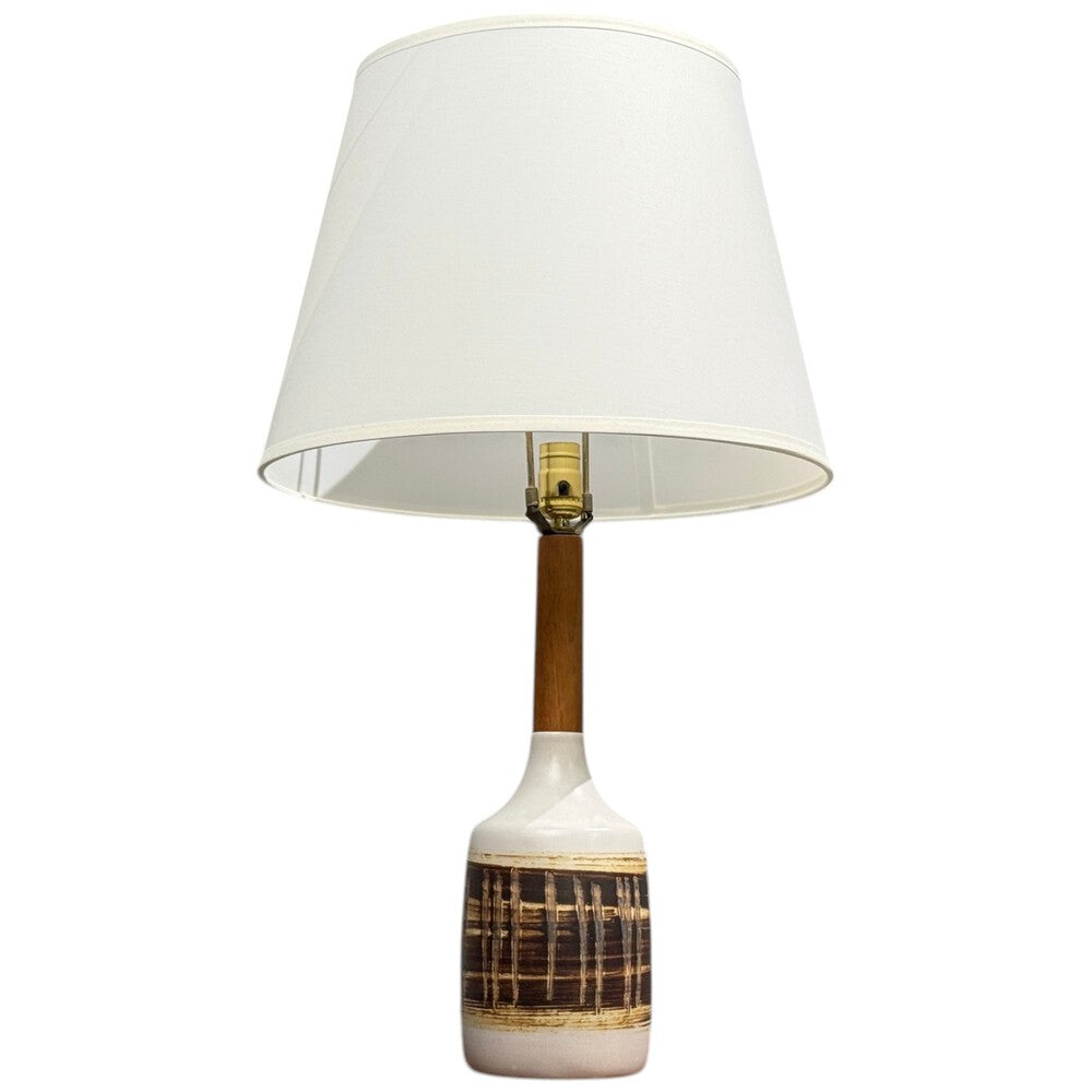 Gordon & Jane Martz, Table Lamp, Walnut, Beige Ceramic, USA, 1960s