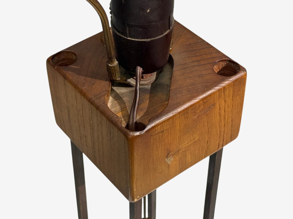 American Modern, Cage Form Table Lamp, Walnut, Brass, USA, 1960s