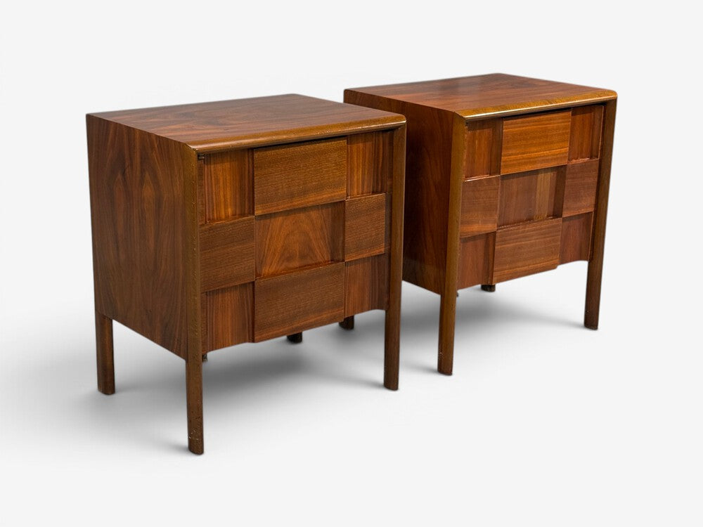 Edmond J. Spence, Sculptural Nightstands, Walnut, Sweden, 1950s