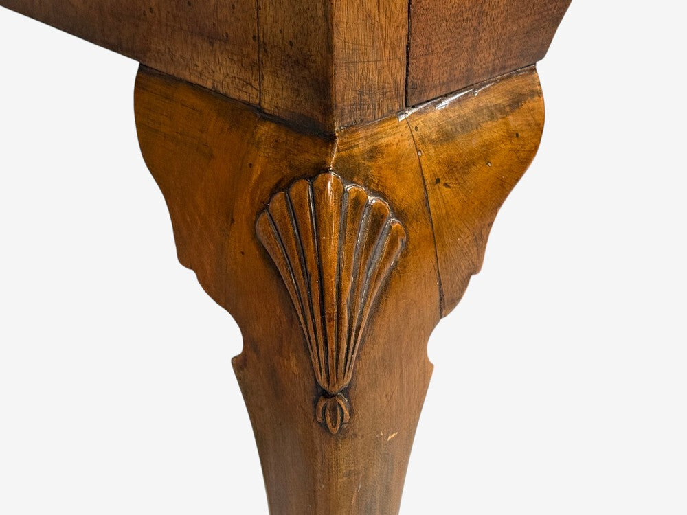 Queen Anne, Lowboy Writing Desk, Crotch Mahogany Veneer, Walnut, England, 19th c.