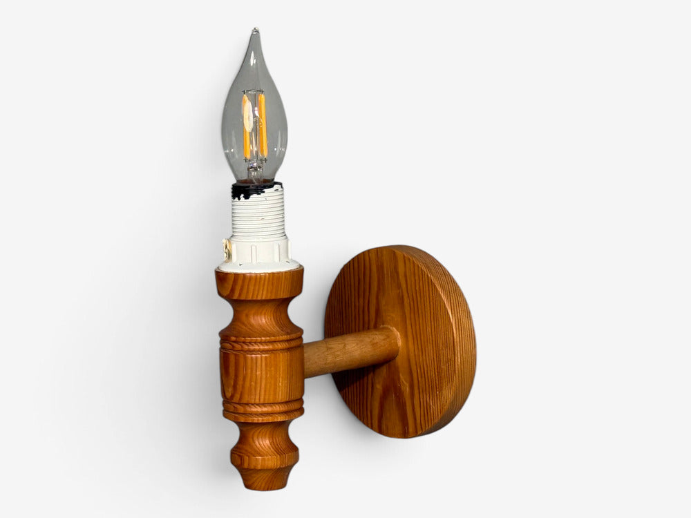 Frits Lindgren, Swedish Modern, Wall Sconce, Pine, Sweden, 1960s