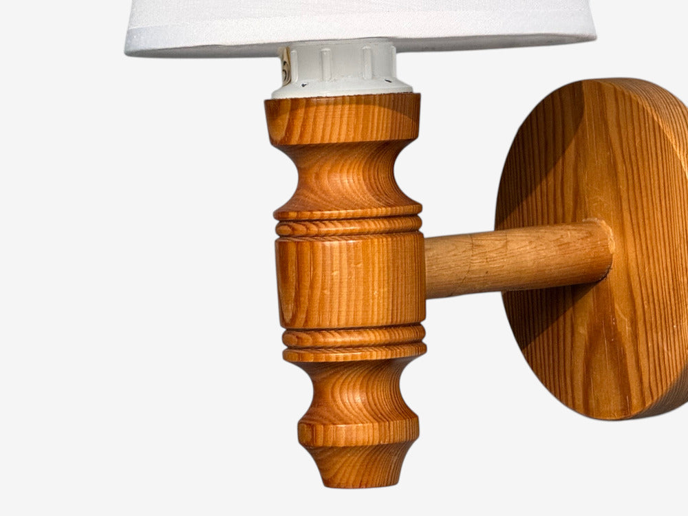 Frits Lindgren, Swedish Modern, Wall Sconce, Pine, Sweden, 1960s
