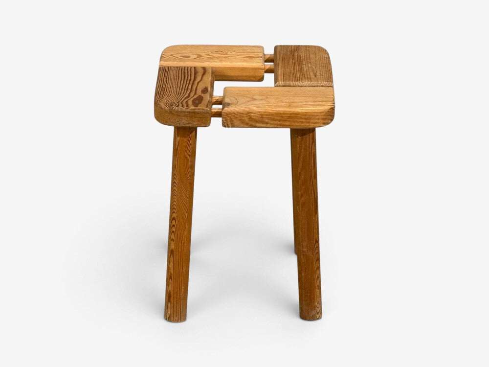 Olof Ottelin attr., Finnish Mid-Century Modern, Stool, Pine, Finland, 1950s