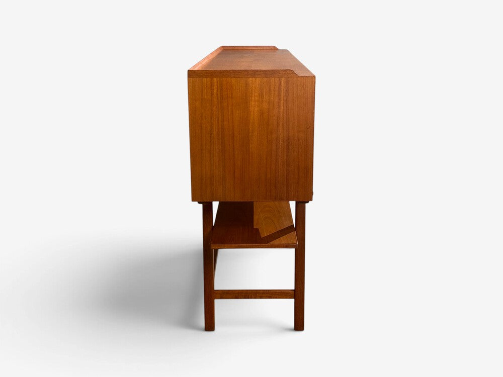 Axel Bäck attr., Monumental Sideboard, Teak, Rosewood, Sweden, 1950s