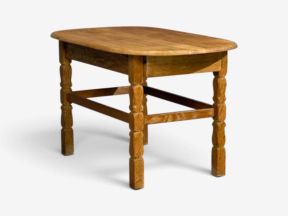 Henning Kjaernulf Style, Side Table, Oak, Denmark, 1970s