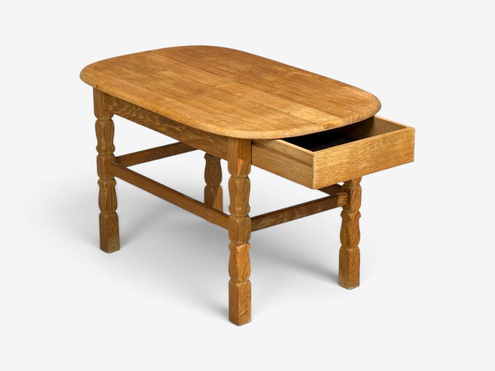 Henning Kjaernulf Style, Side Table, Oak, Denmark, 1970s