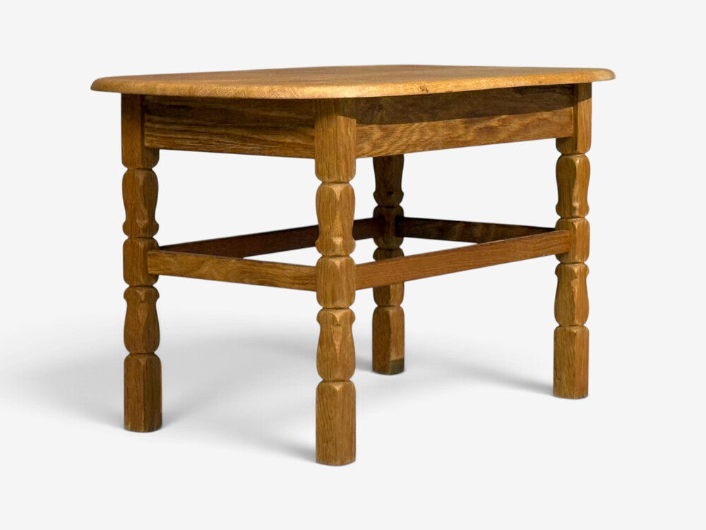 Henning Kjaernulf Style, Side Table, Oak, Denmark, 1970s