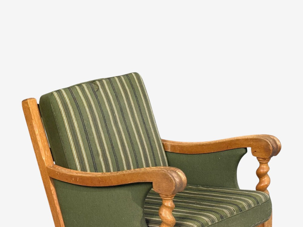 Henning Kjaernulf Style, Lounge Chairs, Oak, Fabric, Denmark, 1970s