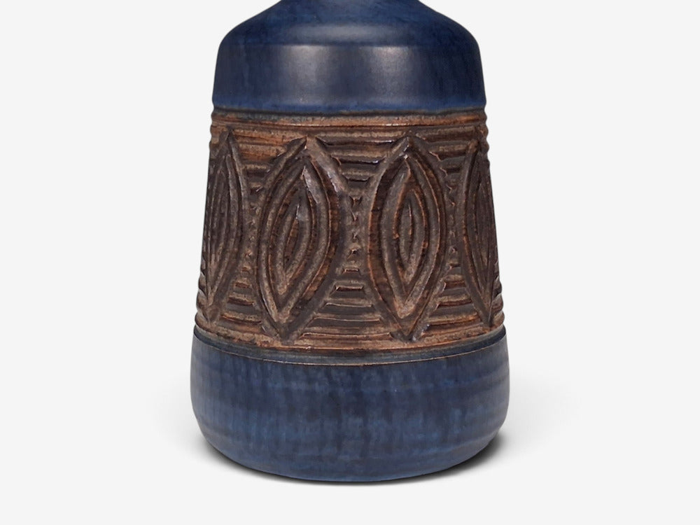 Jette Hellerøe, Danish Modern, Carved Stoneware Table Lamp, Denmark, c. 1970s