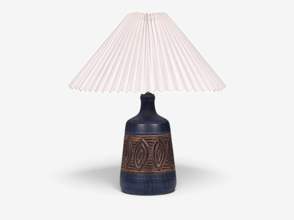 Jette Hellerøe, Danish Modern, Carved Stoneware Table Lamp, Denmark, c. 1970s