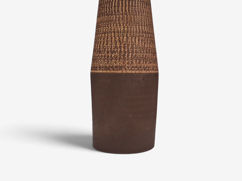 Hyllested Keramik, Large Rustic Table Lamp, Brown Stoneware, Denmark, 1960s