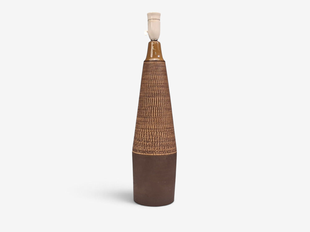 Hyllested Keramik, Large Rustic Table Lamp, Brown Stoneware, Denmark, 1960s