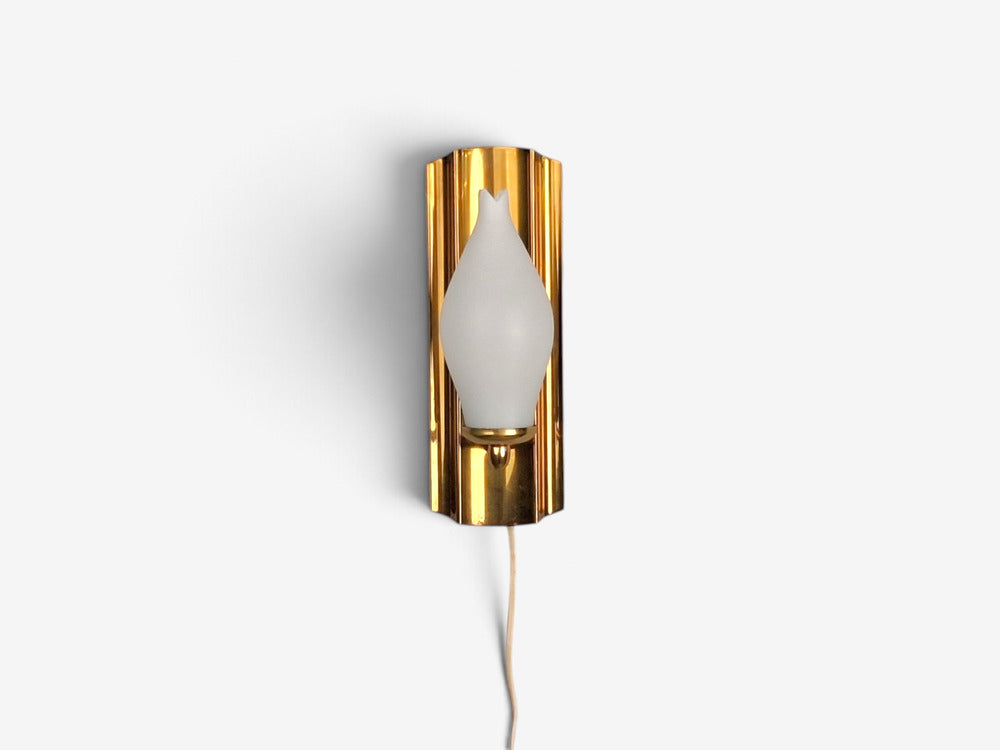 Kurant, Norwegian Modern, Wall Lights, Brass, Opaline Glass, Norway, 1960s