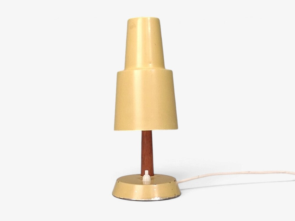 Fagerhults Ljusarmatur, Desk Lamp, Cream Lacquered Metal, Wood, Sweden, 1960s